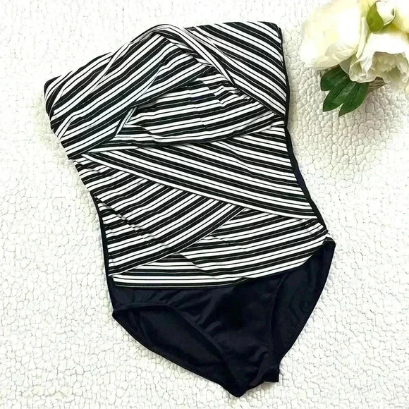 Miraclesuit Black/White Strapless Lucky Strike Layered Muse Bandeau Swimsuit - Picture 4 of 16